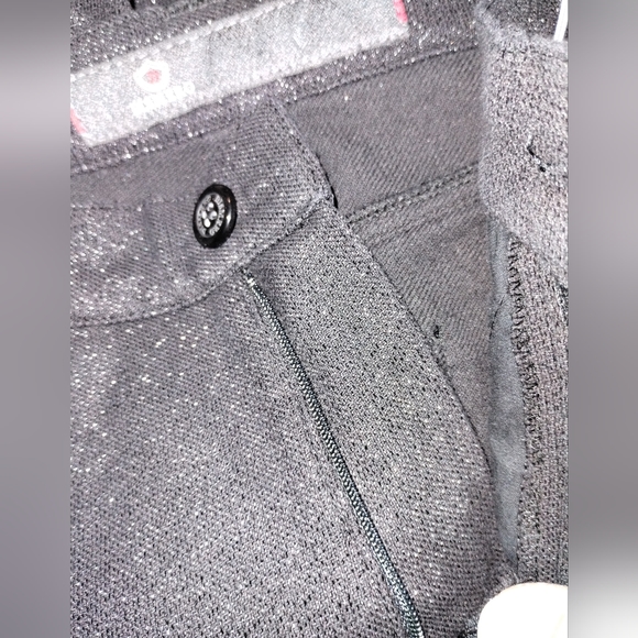 Dismero Redline metallic sparkly black jeans, size 26, midrise, straight leg - Picture 2 of 10